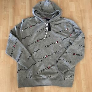 🆕️ Tommy Hilfiger Essential Hoodie